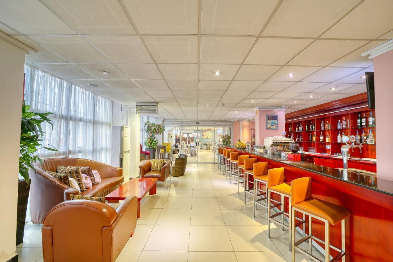 Hotel La Falaise 야운데 외부 사진