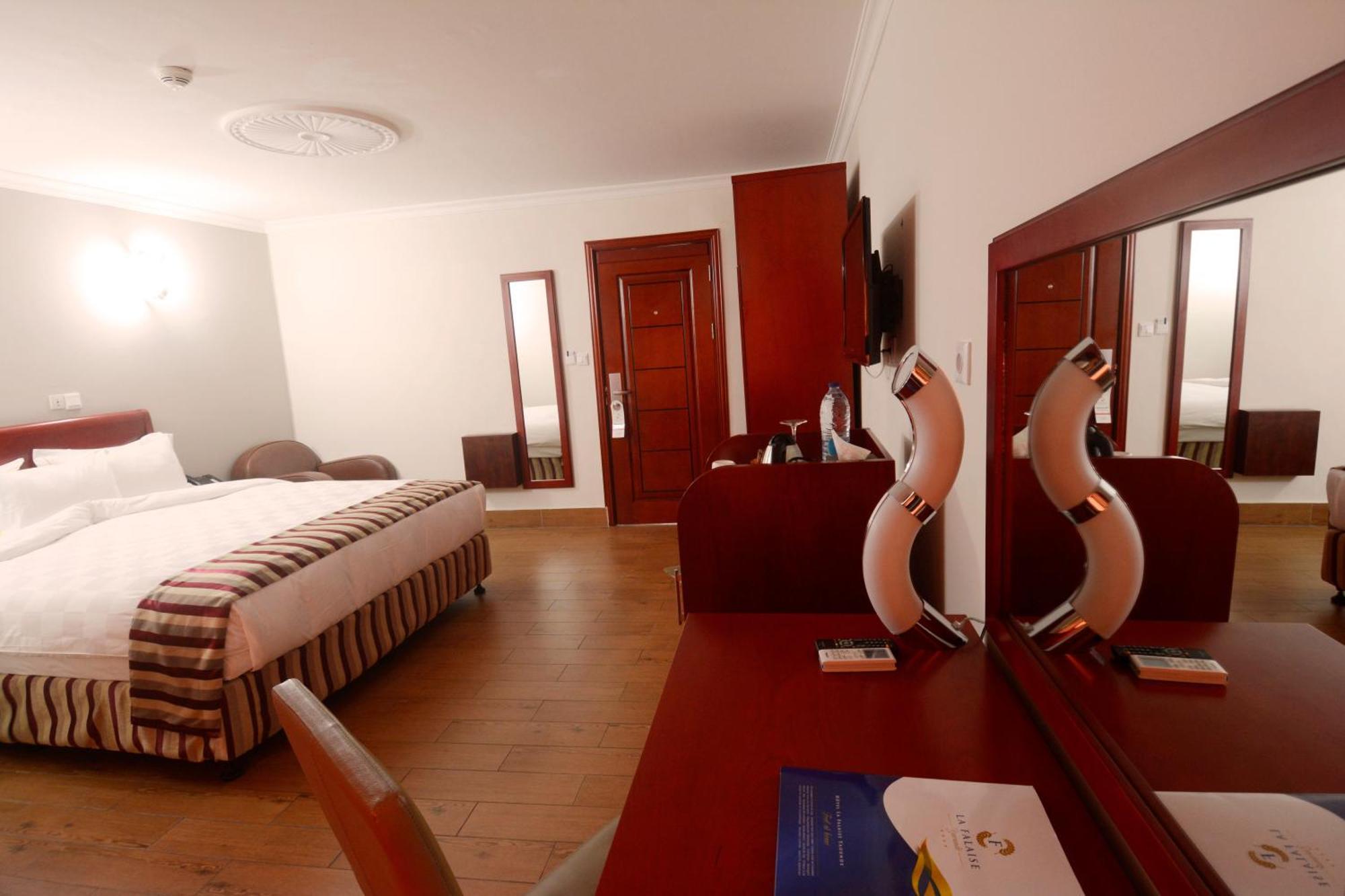 Hotel La Falaise 야운데 외부 사진